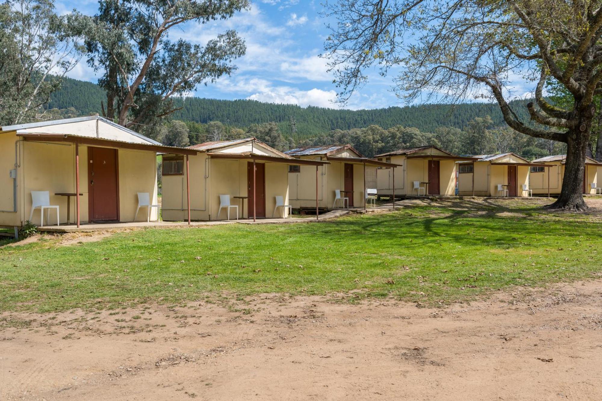 Bright Cabin Park Exterior photo